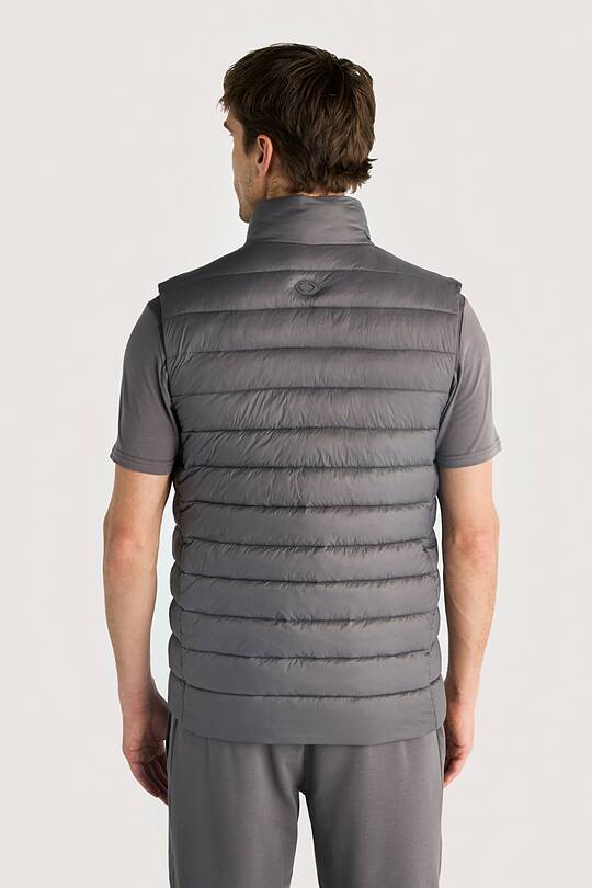 Lengva liemenė su sintetiniu pašiltinimu 2 | Audimas