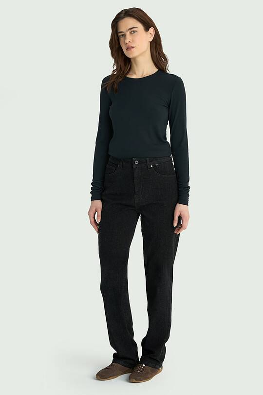 Tiesaus kirpimo džinsai 1 | Audimas