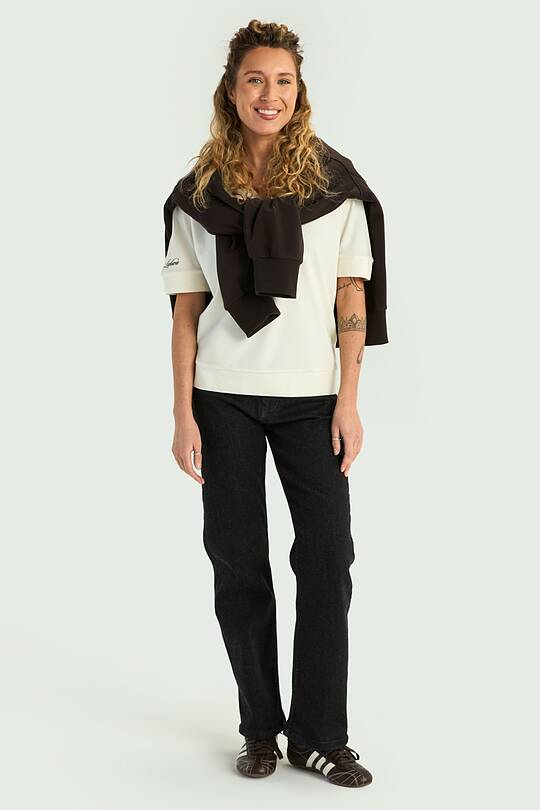 Tiesaus kirpimo džinsai 1 | Audimas