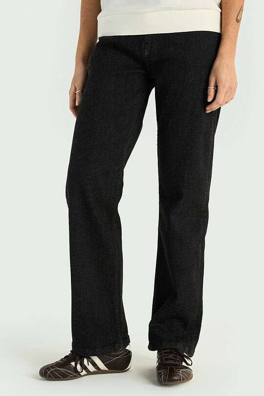 Tiesaus kirpimo džinsai 2 | Audimas