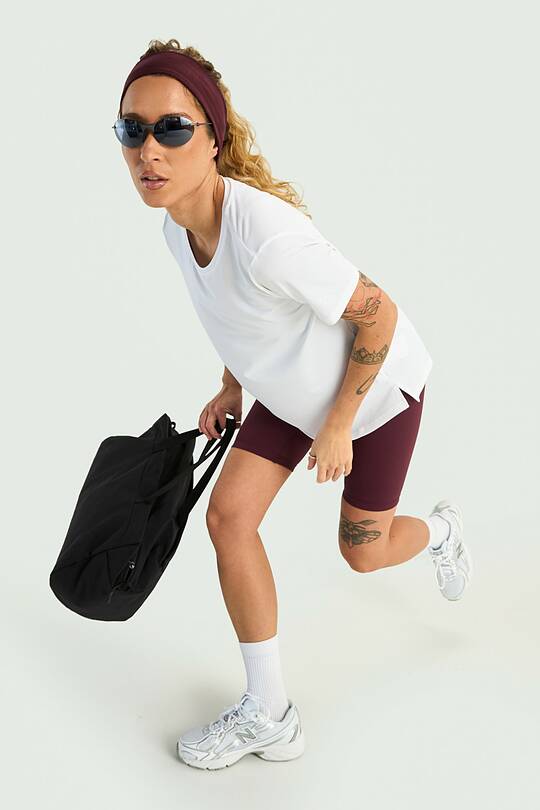 Tiesaus silueto sportiniai marškinėliai 1 | Audimas