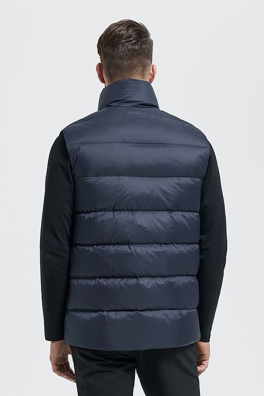 Šilta pūkinė liemenė 2 | JUODA | Audimas