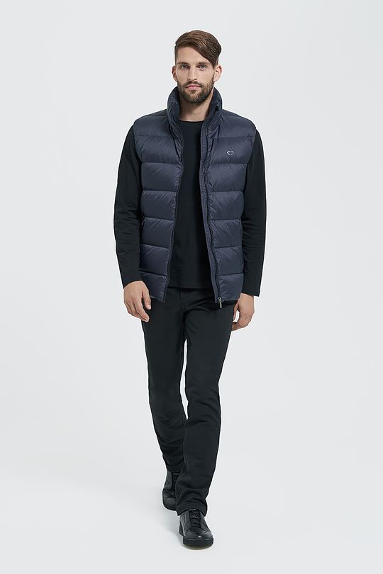 Šilta pūkinė liemenė 5 | JUODA | Audimas