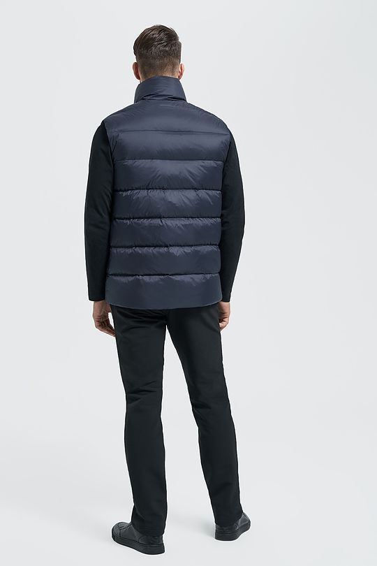 Šilta pūkinė liemenė 6 | JUODA | Audimas