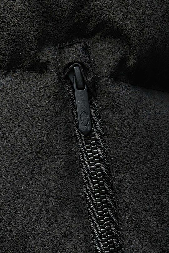 Pūkinis paltas su membrana 8 | JUODA | Audimas