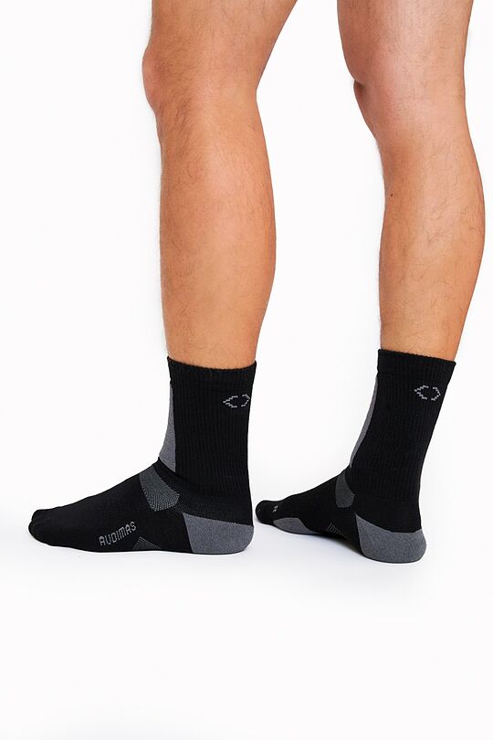 Vidutinio ilgio kojinės žygiams su merino vilna 2 | JET BLACK | Audimas