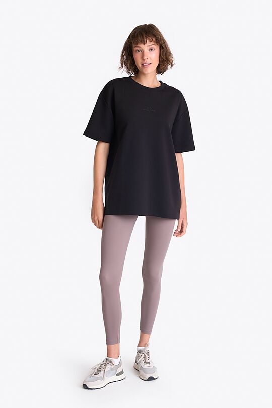 Padidinto silueto marškinėliai  Unisex 7 | JUODA | Audimas