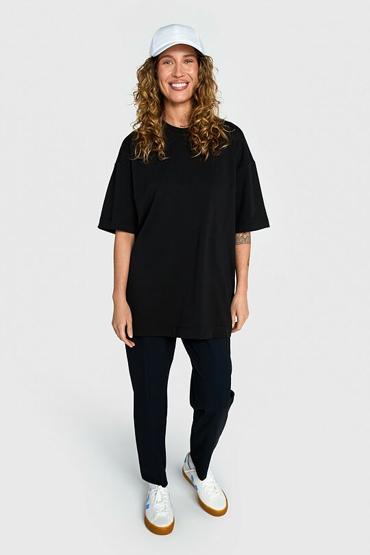 Padidinto silueto medvilniniai marškinėliai 8 | JUODA | Audimas