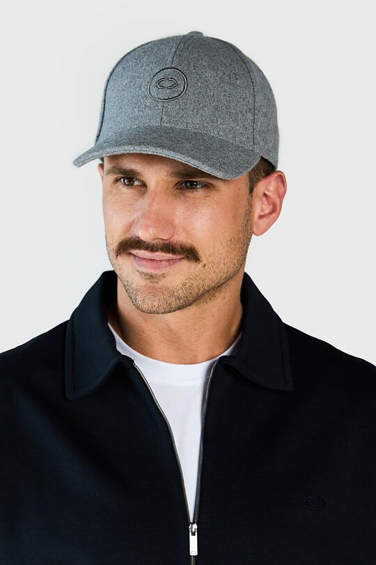 Vilnos kepurė su snapeliu 2 | PILKA | Audimas