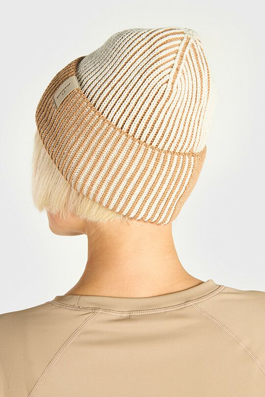 Megzta merino vilnos kepurė 2 | KREMINĖ | Audimas