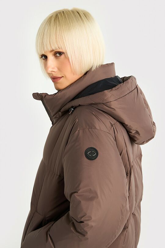 Ilgas pūkinis paltas 4 | ŠVIESIAI RUDA | Audimas