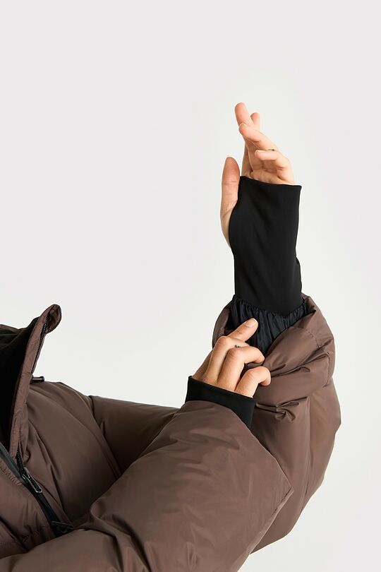 Ilgas pūkinis paltas 5 | ŠVIESIAI RUDA | Audimas