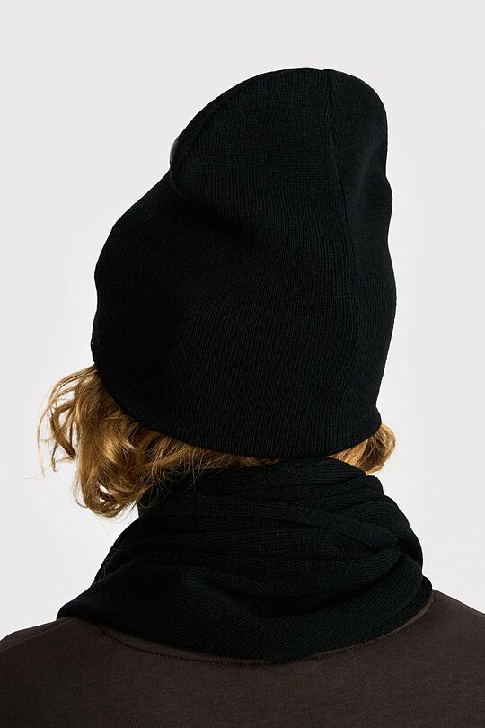 Megzta merino vilnos kepurė 3 | JUODA | Audimas