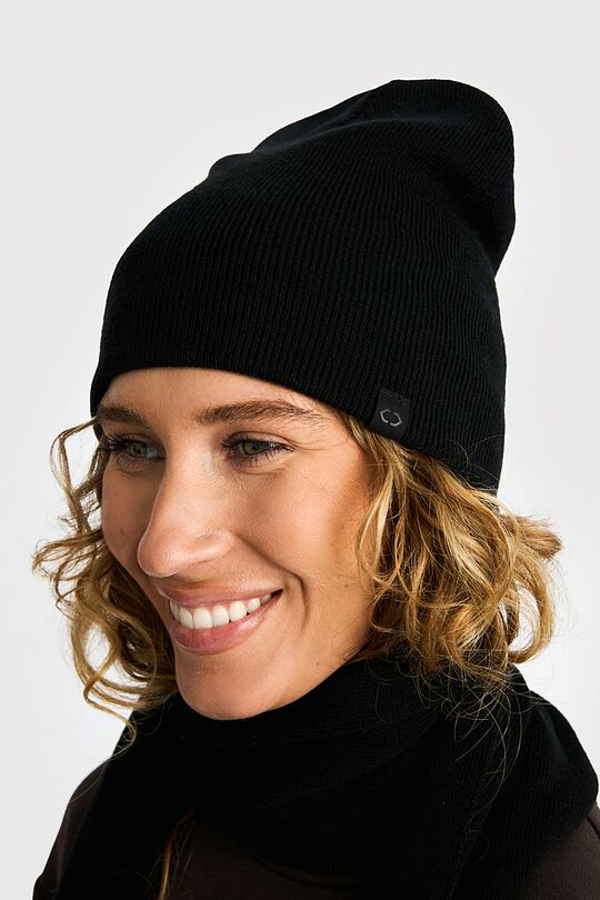 Megzta merino vilnos kepurė 4 | JUODA | Audimas