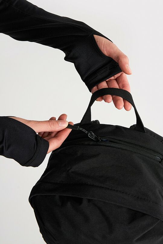 Lengva sportinė kuprinė 7 | JUODA | Audimas