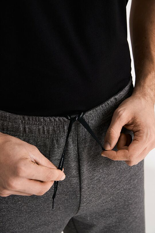 Sintetinio trikotažo sportiniai šortai 3 | PILKA | Audimas