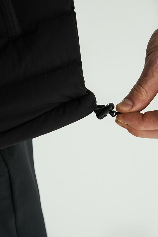 Lengva pūkinė liemenė 5 | JUODA | Audimas