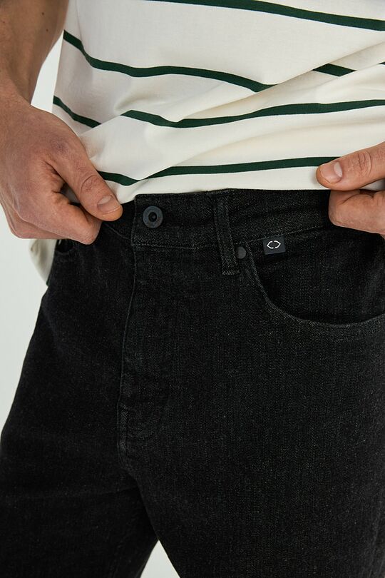 Tiesaus silueto džinsai su elastanu 4 | JUODA | Audimas