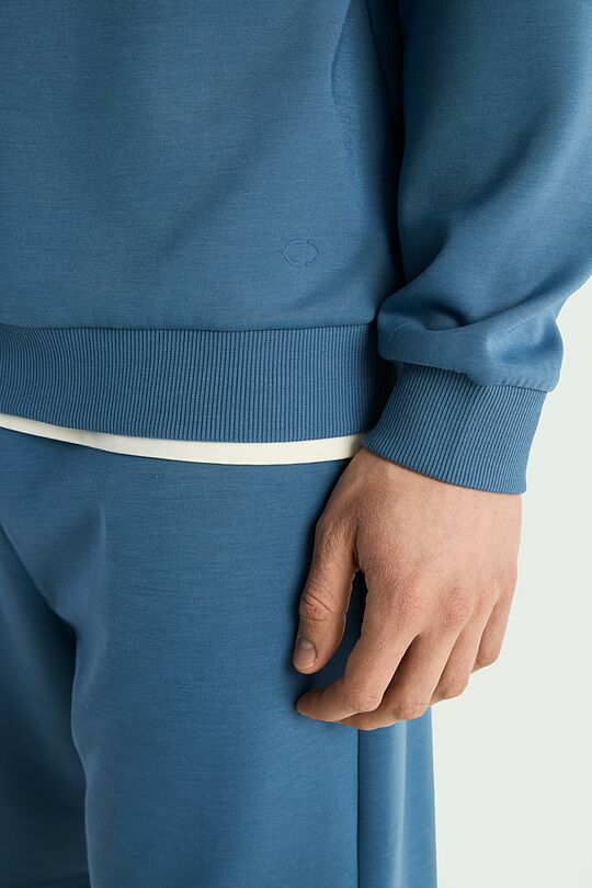 Džemperis su lajoceliu 3 | MĖLYNA | Audimas