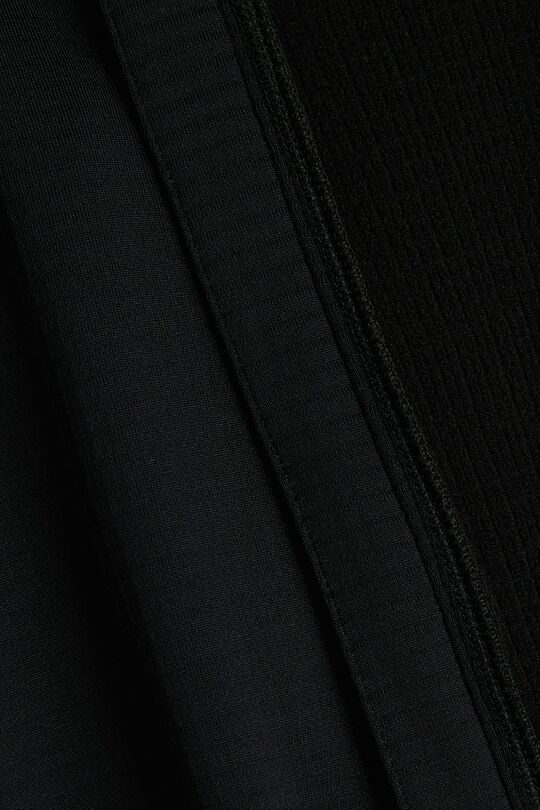 Atsegamas džemperis žygiams 5 | JUODA | Audimas