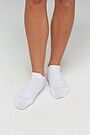 Trumpos medvilnės pluošto kojinės 1 | BALTA/PILKA | Audimas